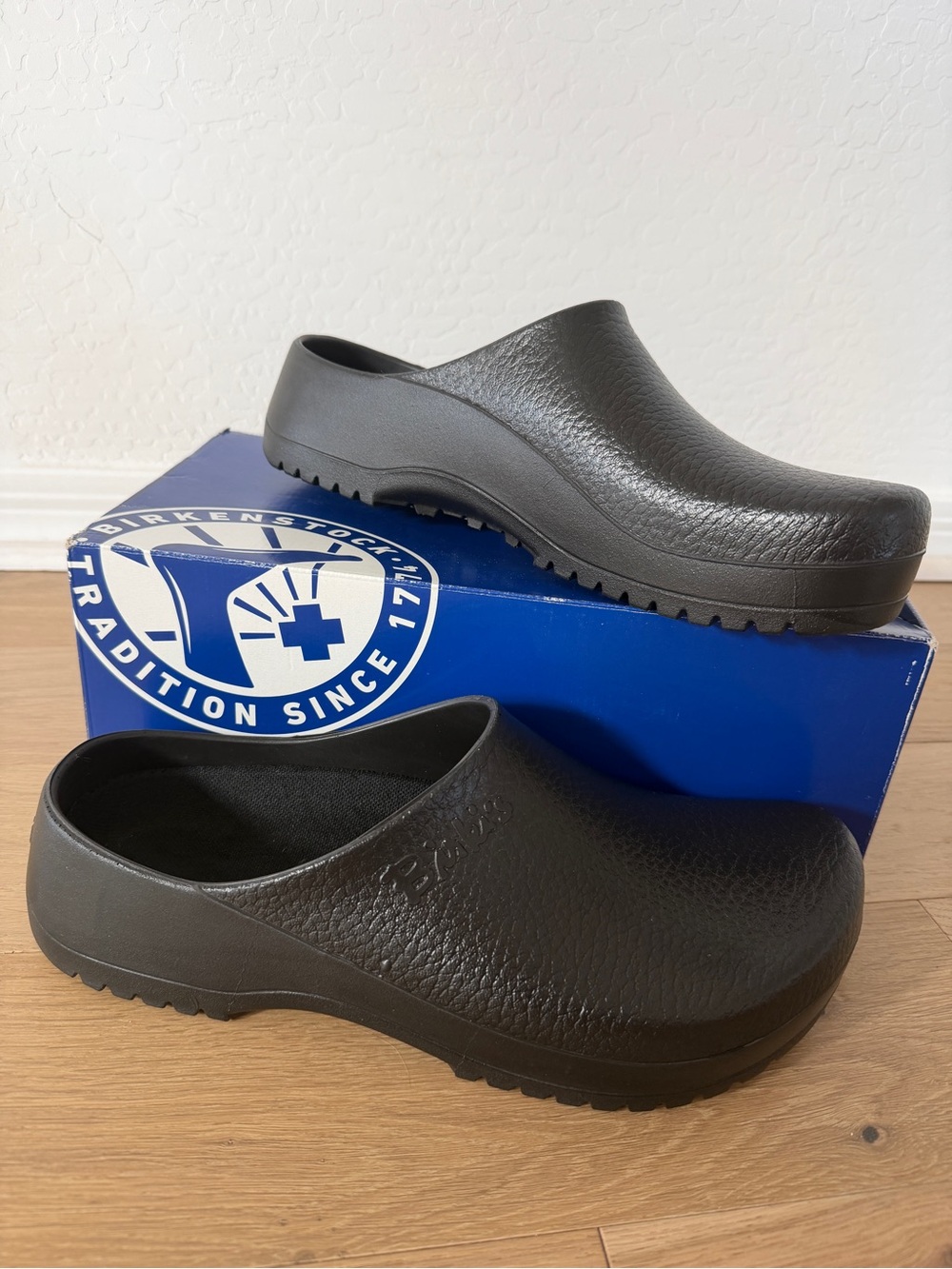 Birkenstock Black Men's Slip-On Clogs